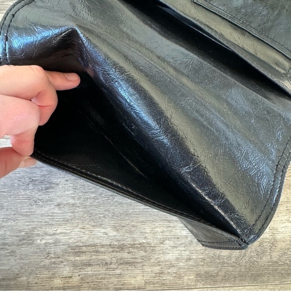 BCBGMAXAZRIA Black Tri-Fold Faux Leather Clutch/Pouch - Y2K Style - Picture 9 of 13